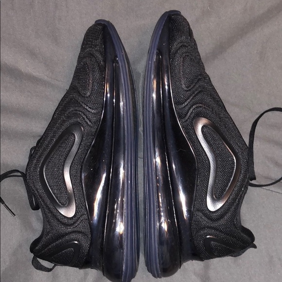 BRAND NEW NIKE AIRMAX tennis shoes - Picture 2 of 4